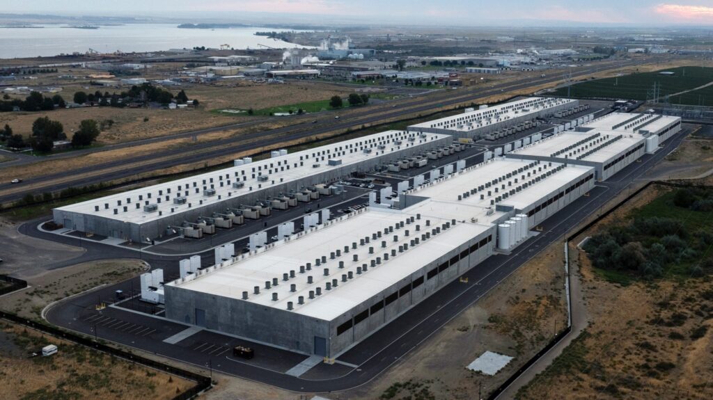Boom in Hyperscale Data Centers Puts Re/Insurers to the Test