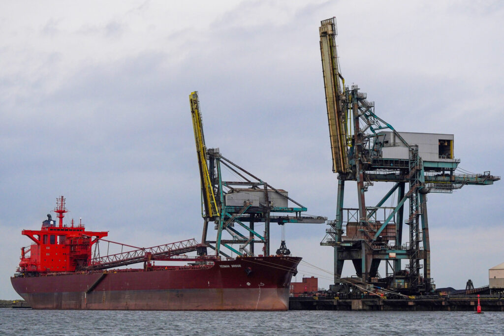 Fertilizer Ships Face Long Backlog Even if Hormuz Reopens Fertilizer Ships Face Long Backlog Even if Hormuz Reopens