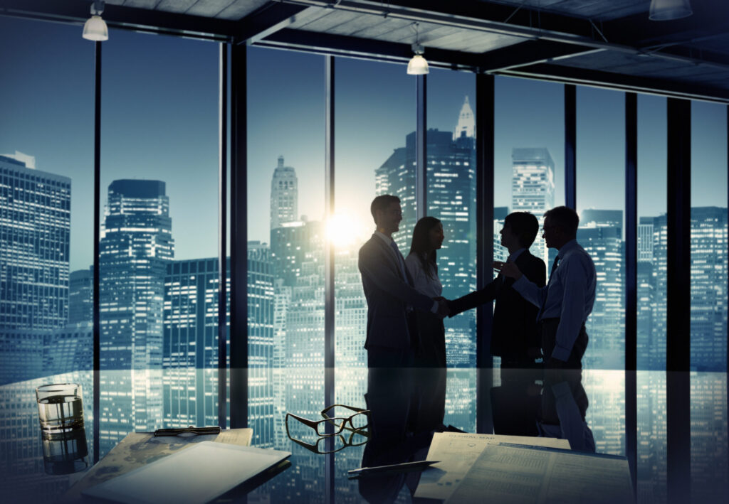 Howard Hughes Holdings Completes $2.1B Acquisition of Re/insurer Vantage Group