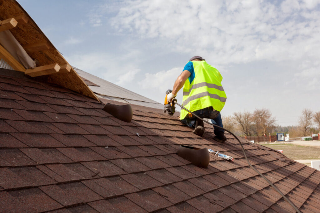 Roof Costs Soar Even as Claims Decline: Verisk