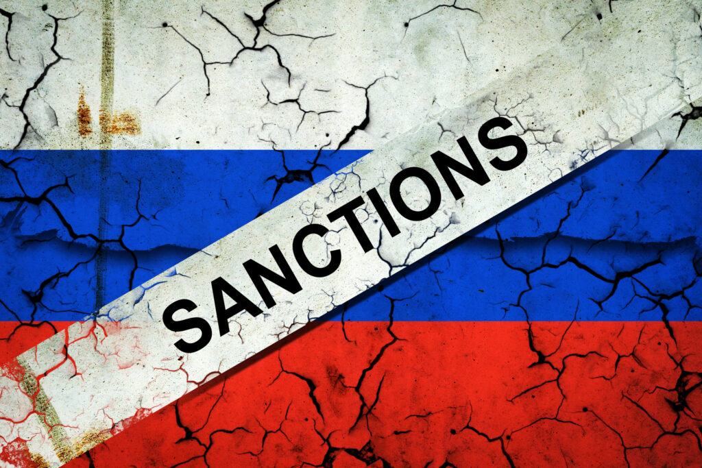 EU May Keep Russian Oil Price Cap Unchanged at $44 Per Barrel to Pressure Moscow