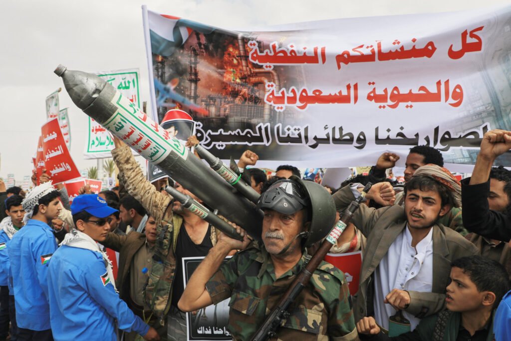 Houthis’ Red Sea Attacks Prompt London Insurers to Widen High-Risk Zone