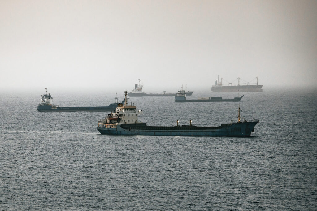 Iran Missiles Reportedly Hit Ships in Hormuz, Testing US Talks