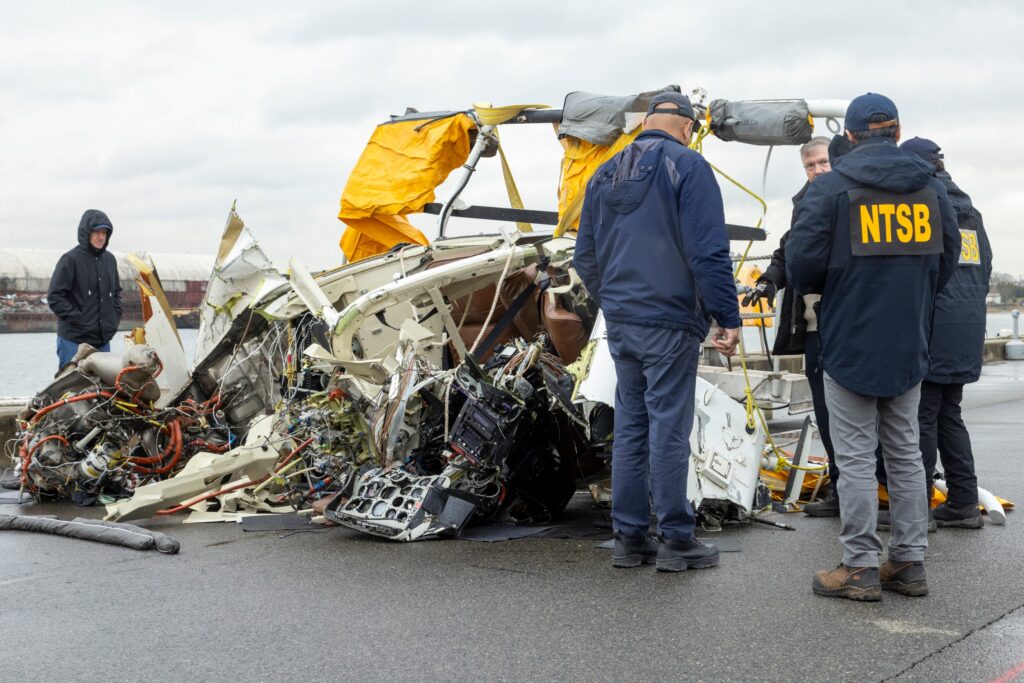 Sightseeing Helicopter Likely Hit Birds Before Crashing Into Hudson River