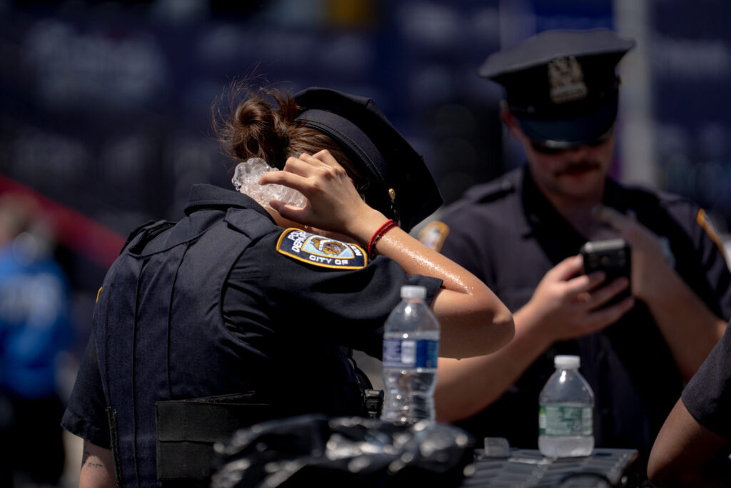 Dangerous Heat Wave Threatens Oppressive Temperatures in Much of the US
