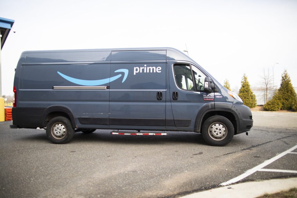 New Jersey Sues Amazon Alleging Poor Pay and Conditions for Drivers