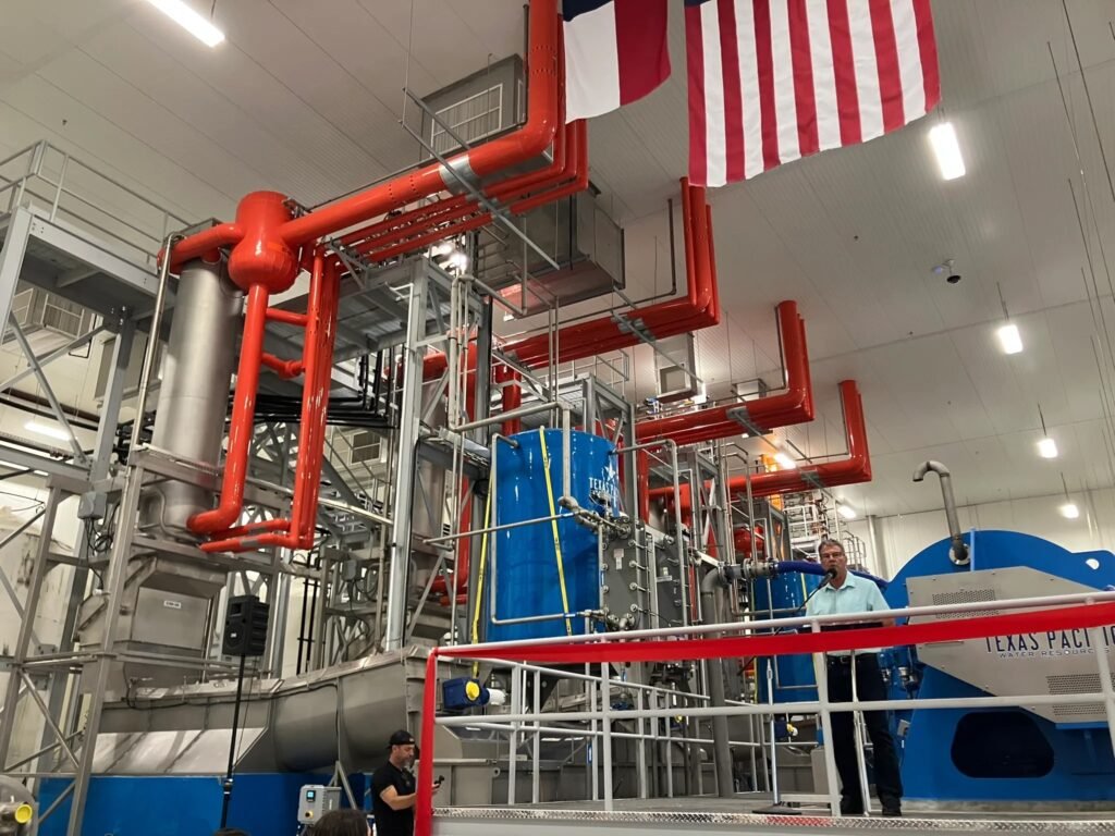 Texas Oil Industry Running Out of Space to Dispose Wastewater