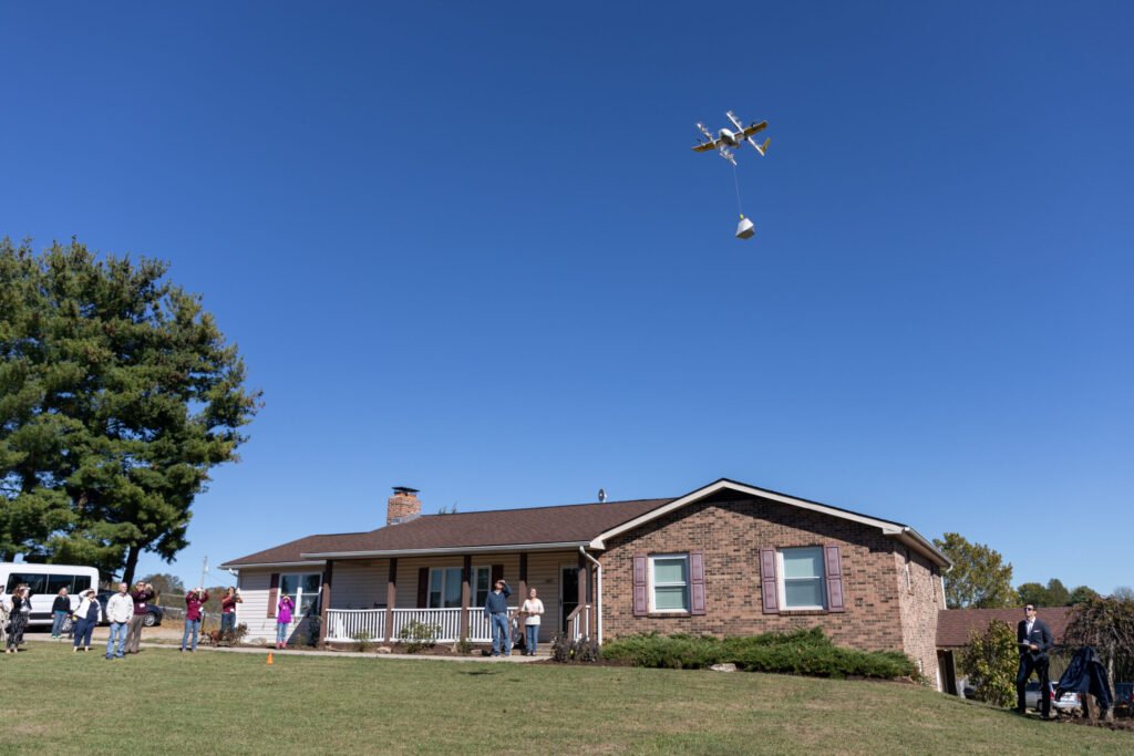 US Expanding Long-Range Commercial Drone Testing Program