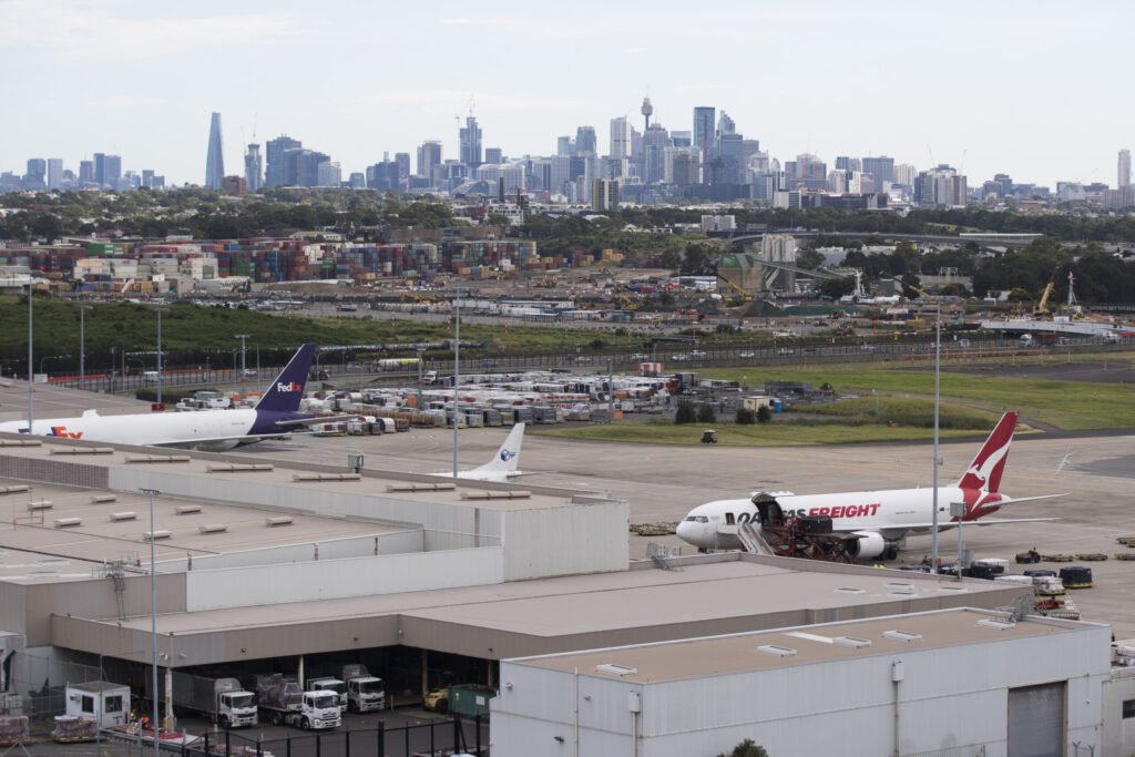 Sydney Air Traffic Controllers Warn of Grave Safety Concerns
