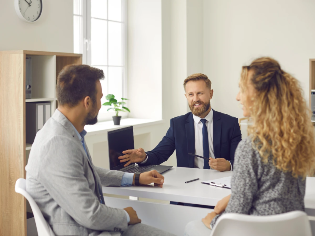 Humans Still Matter to Insurance Consumers, Says Big ‘I’ Survey Humans Still Matter to Insurance Consumers, Says Big ‘I’ Survey