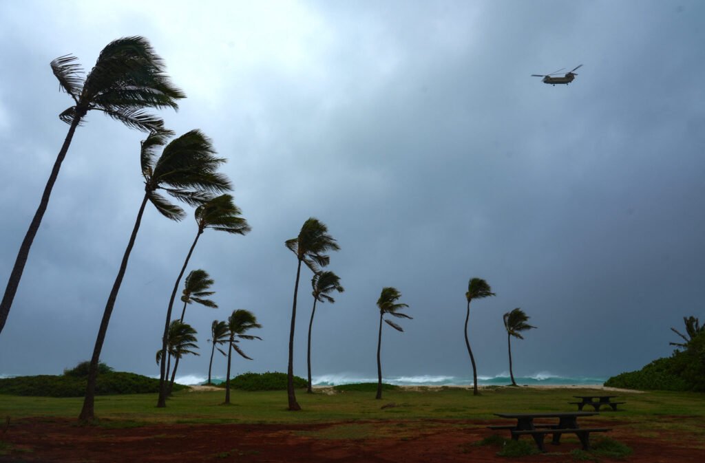 Hurricane Watch Posted on Hawaii’s Big Island as Nolo Approaches Hurricane Watch Posted on Hawaii’s Big Island as Nolo Approaches